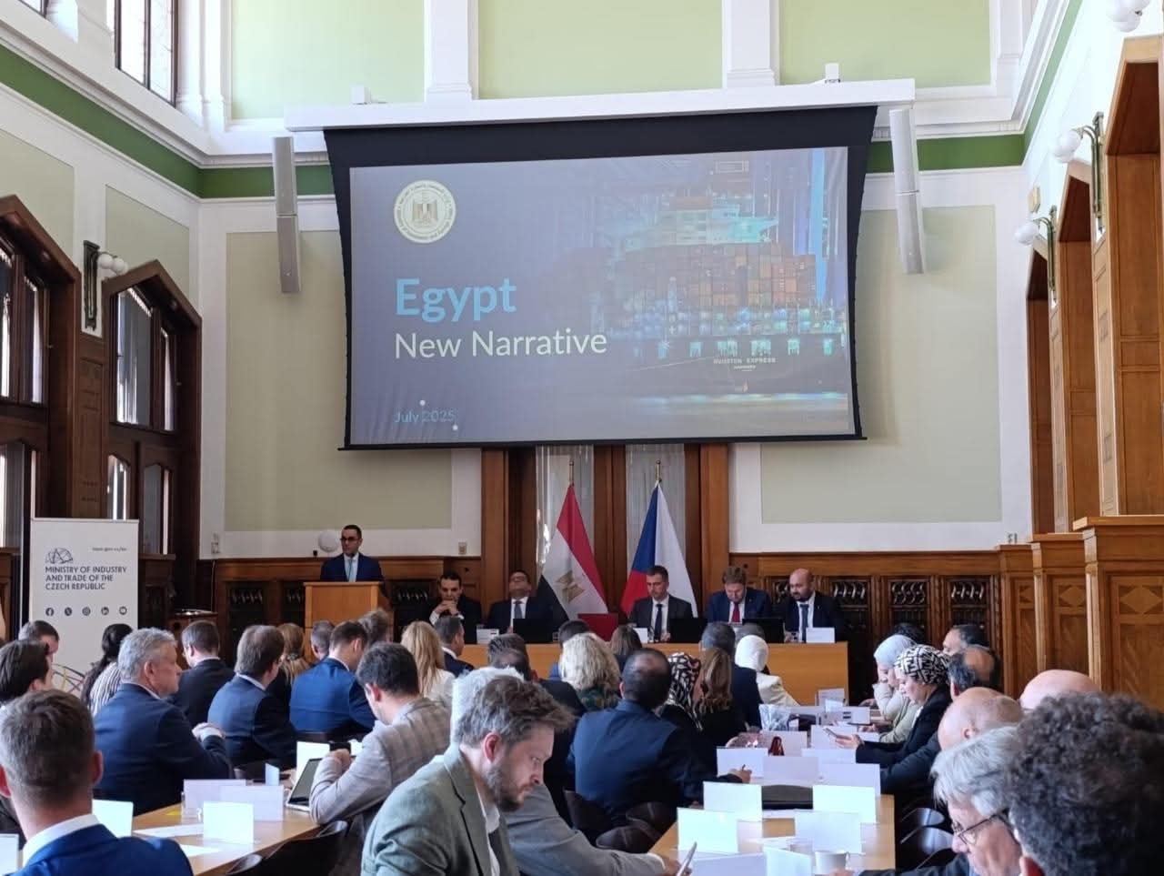الخطيب: فرص استثمارية متميزة أمام دوائر الأعمال التشيكية 