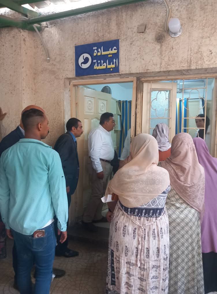 محافظ الدقهلية يفاجىء مستشفى بلقاس..ويوجه برفع مستوى النظافة