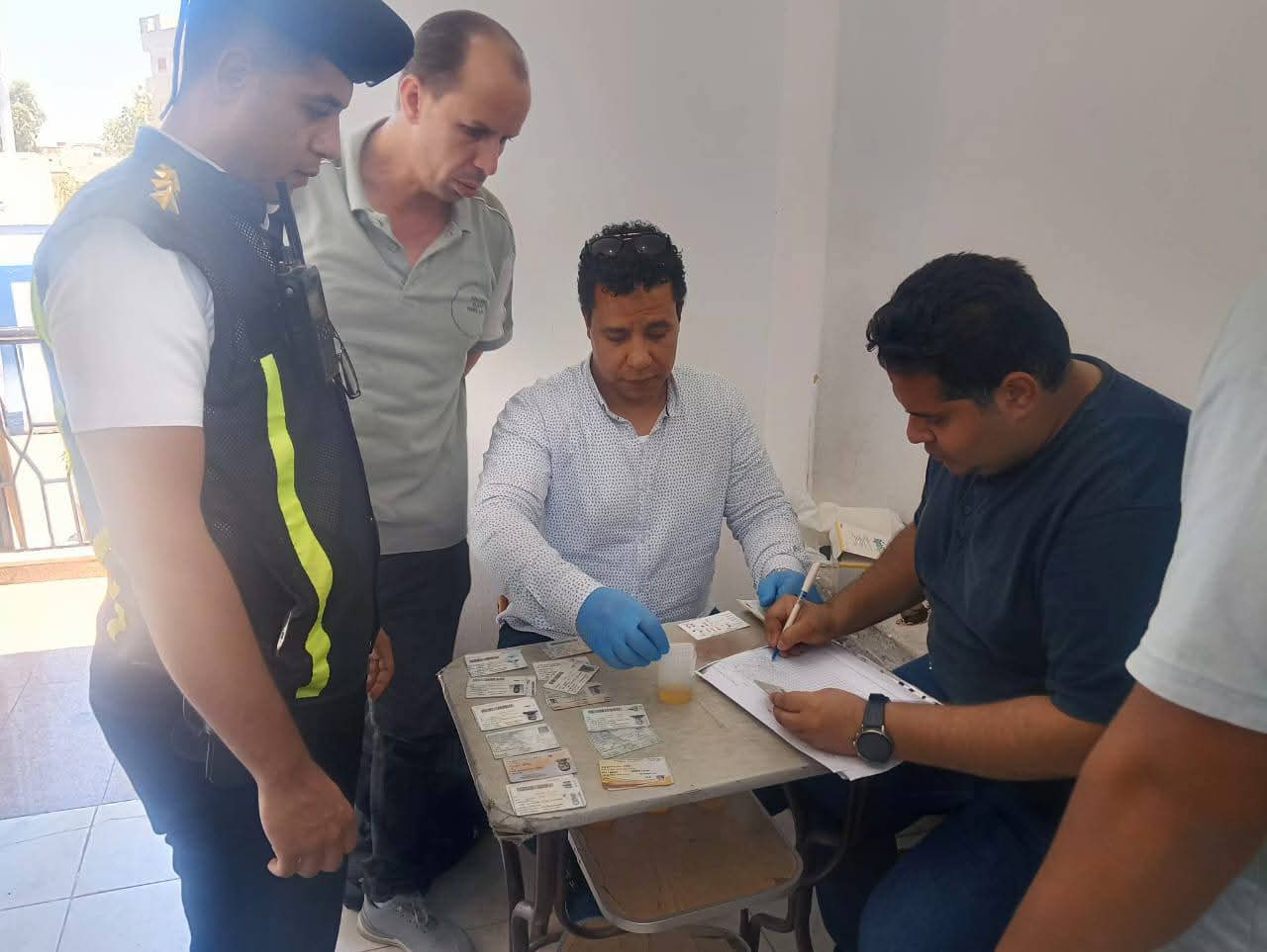 حملة للكشف عن تعاطى المواد المخدرة والمخالفات المرورية بالدقهلية 