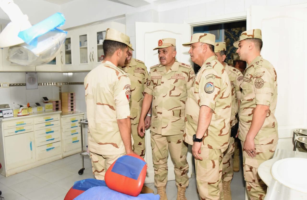 الفريق أحمد خليفة: ضباط الصف المعلمين يمثلون أحد الدعائم الهامة للقوات المسلحة