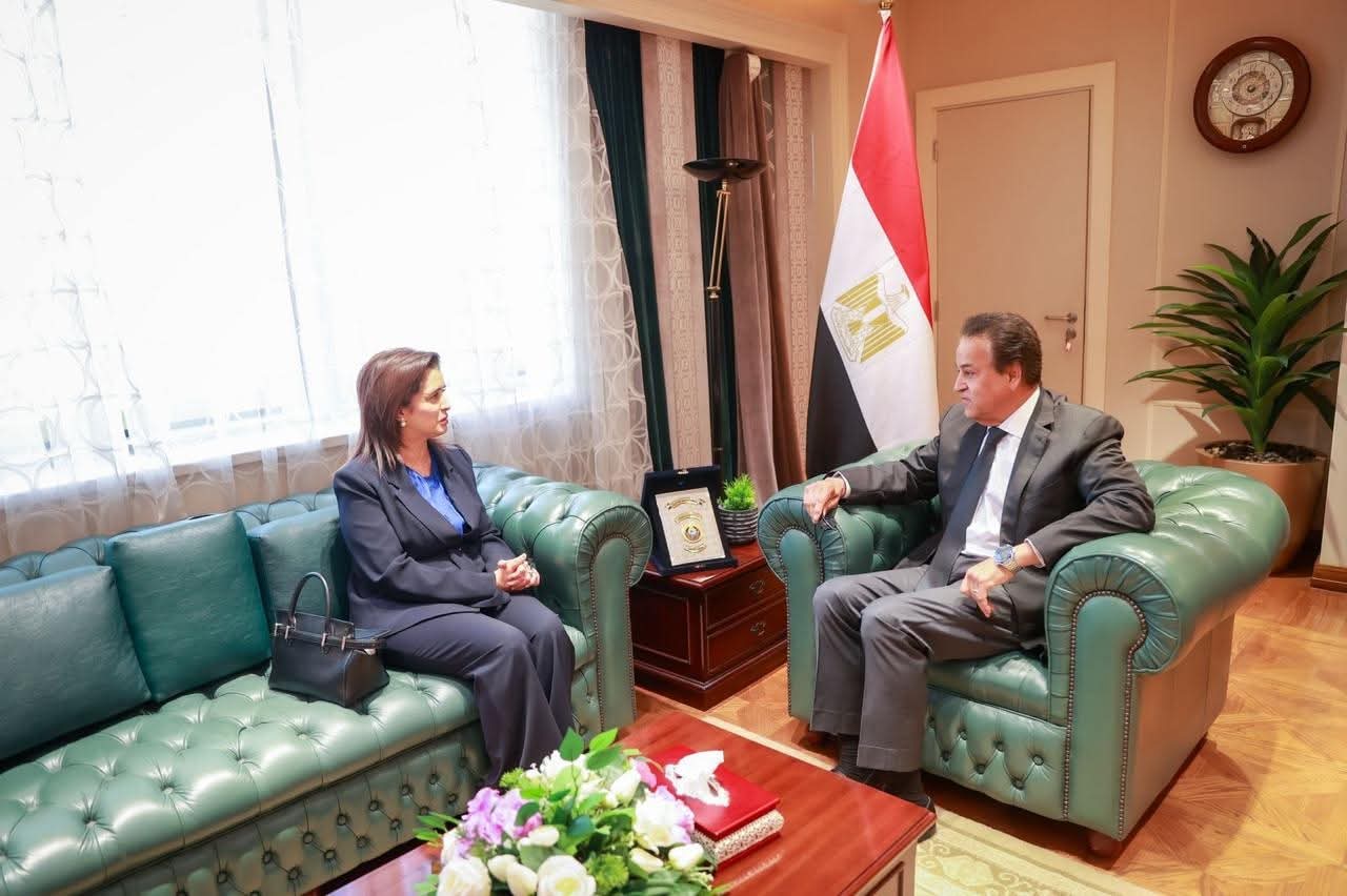 عبد الغفار يبحث مع مسئول الصحة العالمية خفض معدلات حوادث الطرق