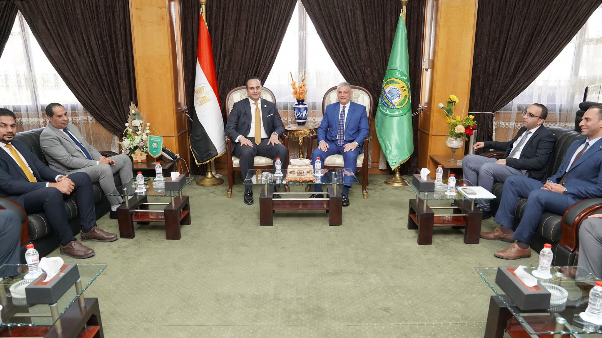 رئيس هيئة الرعاية الصحية يلتقي محافظ الإسماعيلية