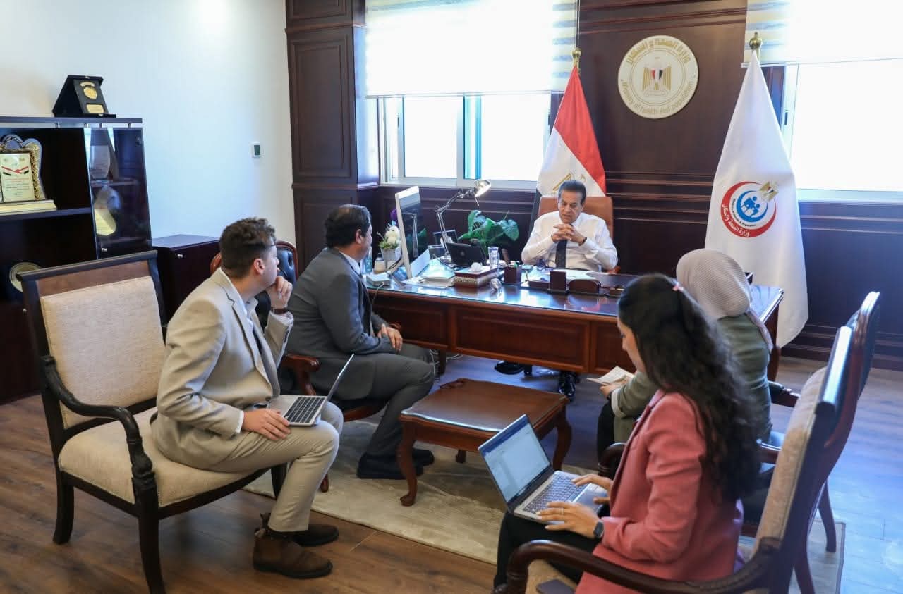 وزير الصحة يتابع مؤشرات الأداء بمستشفى العلمين النموذجى