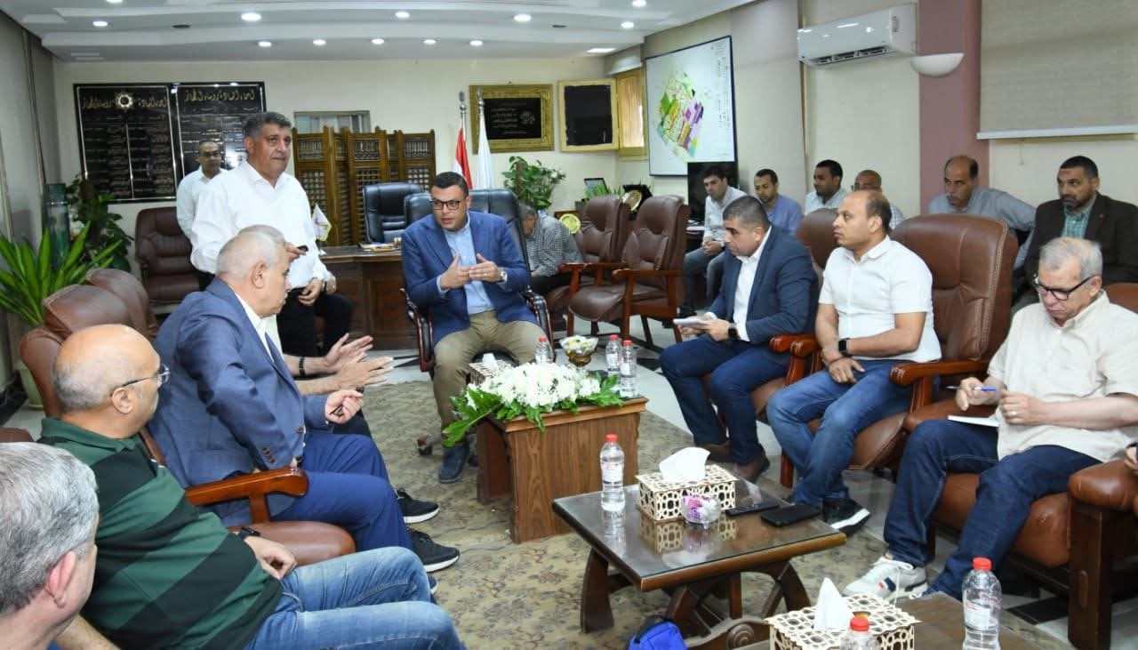 الشربيني" من السادات: الانتهاء من إصدار عقود المستثمرين خلال أسبوعين