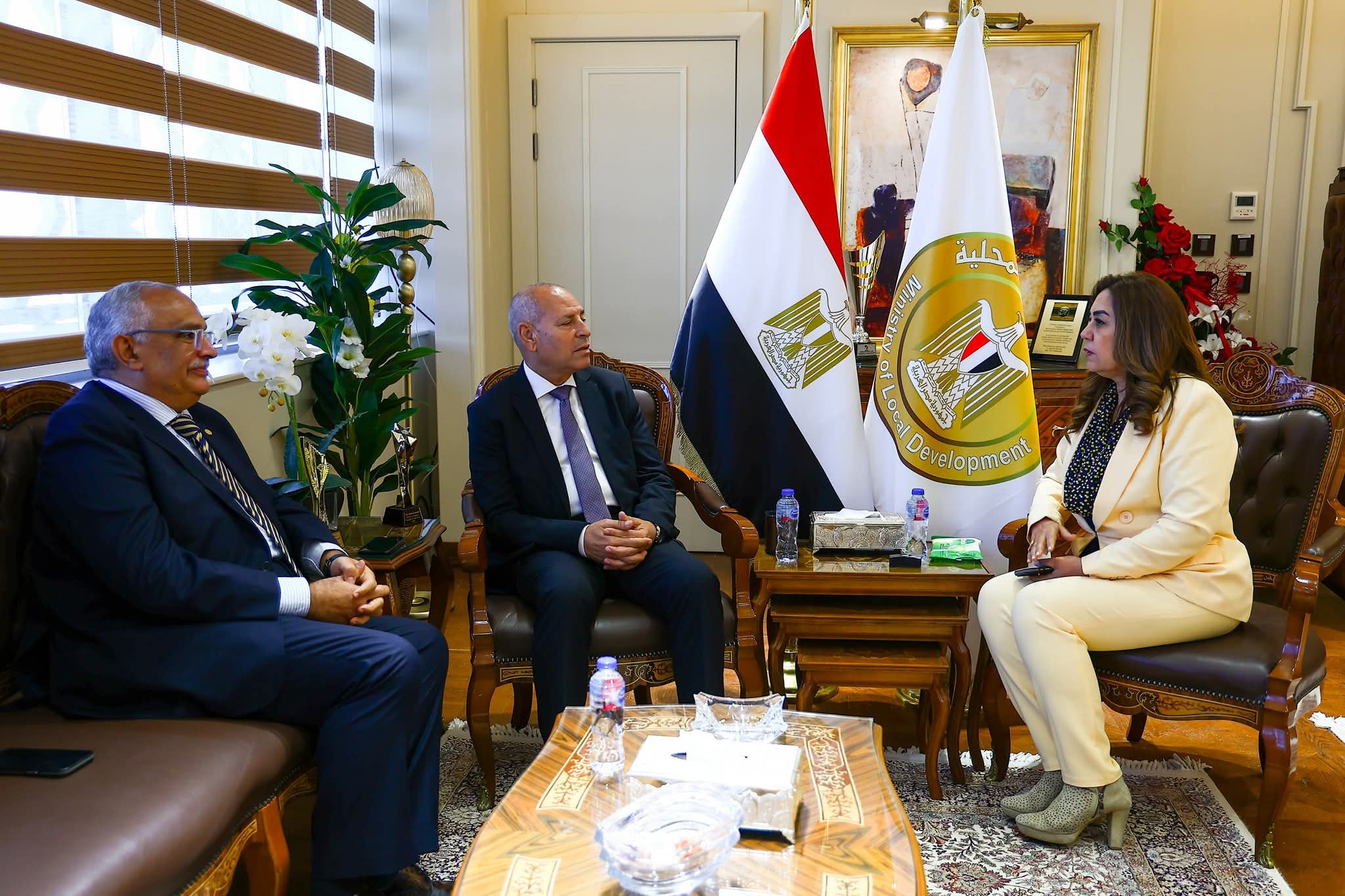 وزيرة التنمية المحلية:إزالة أي تشوهات لحقت بمنطقة مصر الجديدة
