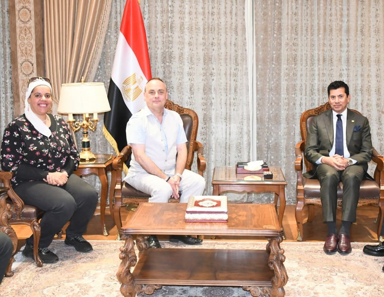 وزير الشباب يبحث مع الممثل المقيم لصندوق الأمم المتحدة للسكان بمصر التعاون المشترك