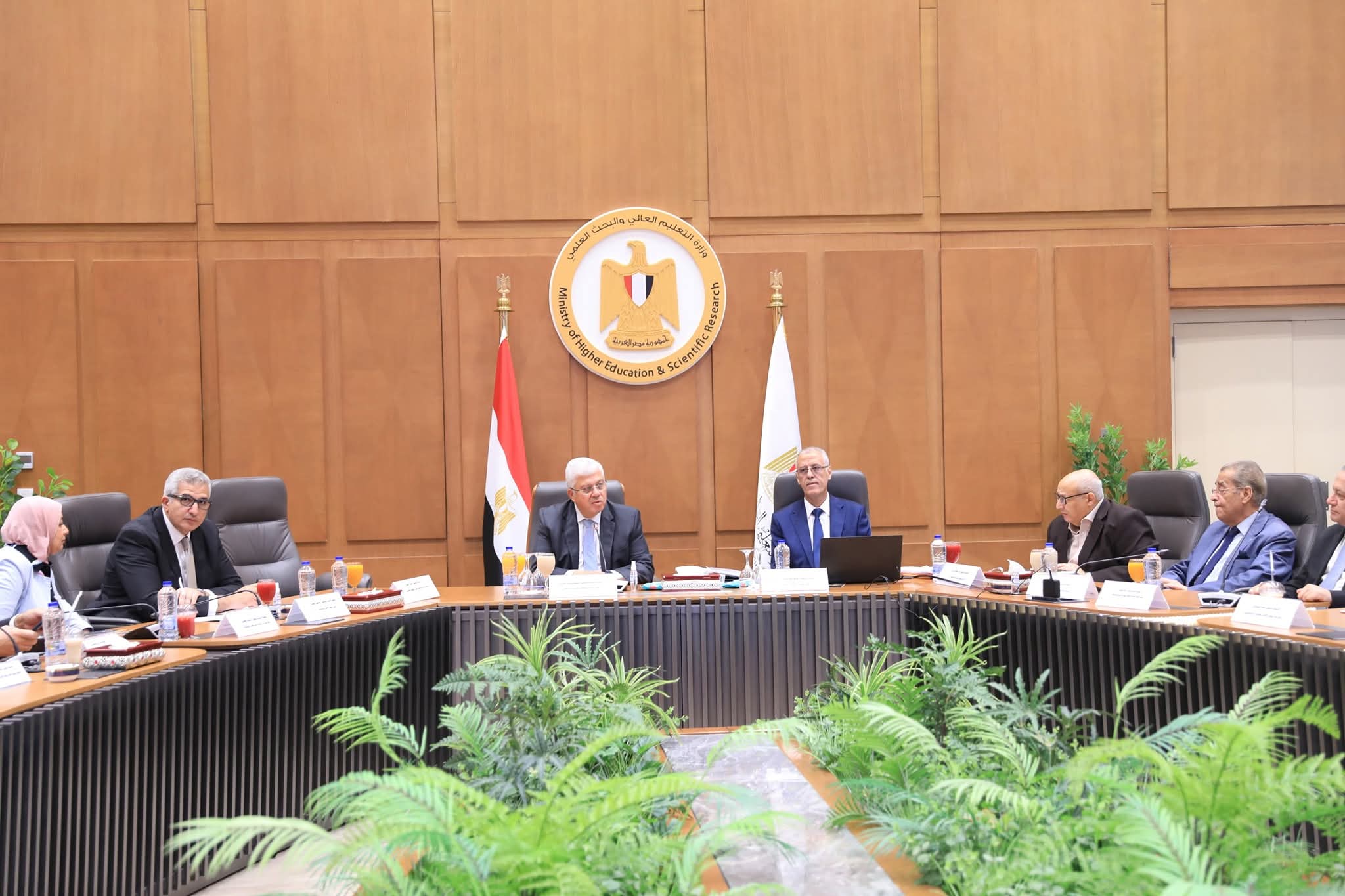 وزير التعليم العالى يترأس اجتماع مجلس الجامعات الأهلية