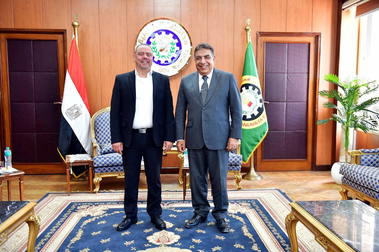 محافظ الدقهلية يستقبل رئيس المخابرات العامة لمنطقة شرق الدلتا 