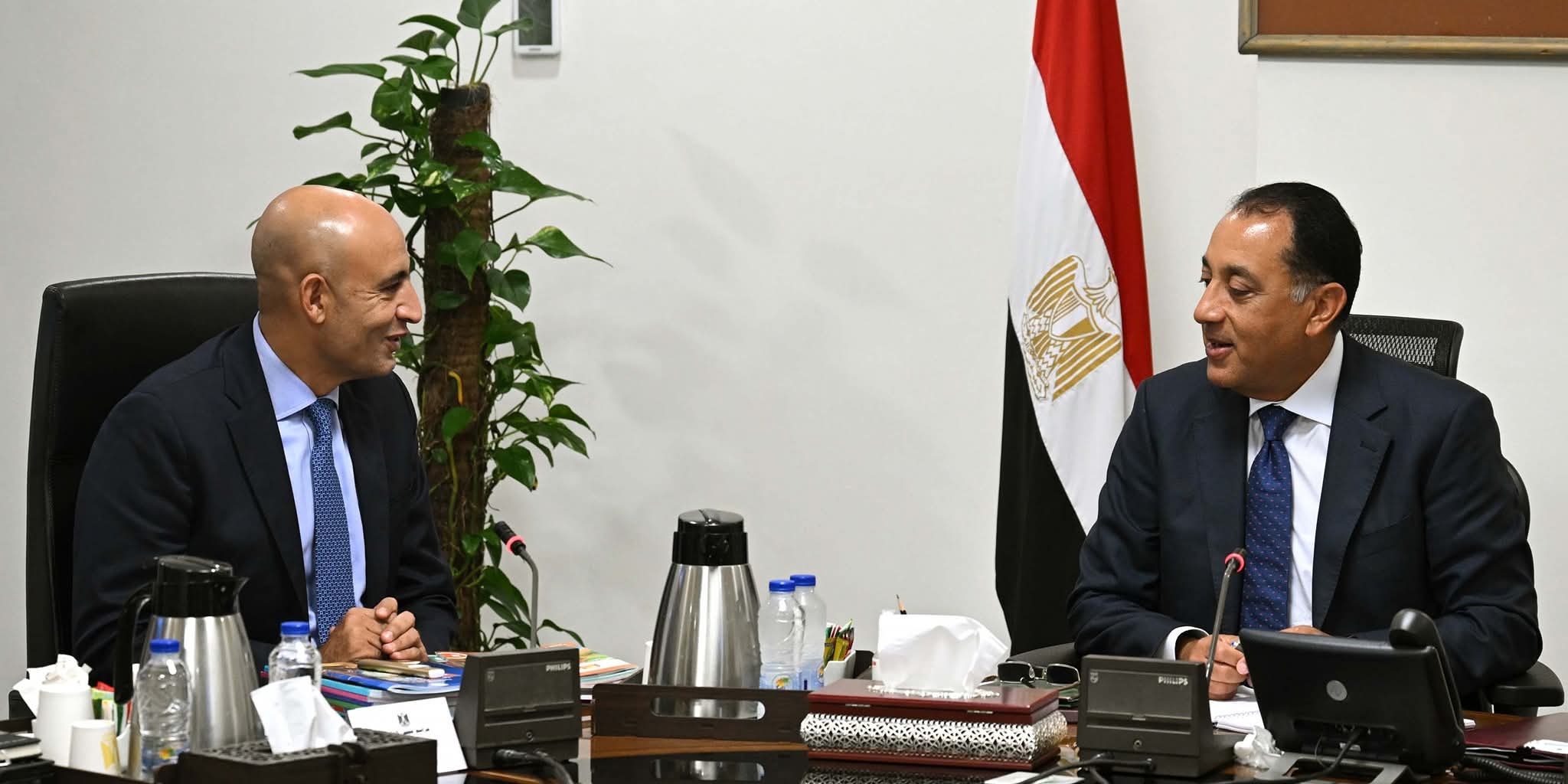 رئيس الوزراء يُتابع مع وزير التربية والتعليم عددًا من ملفات العمل