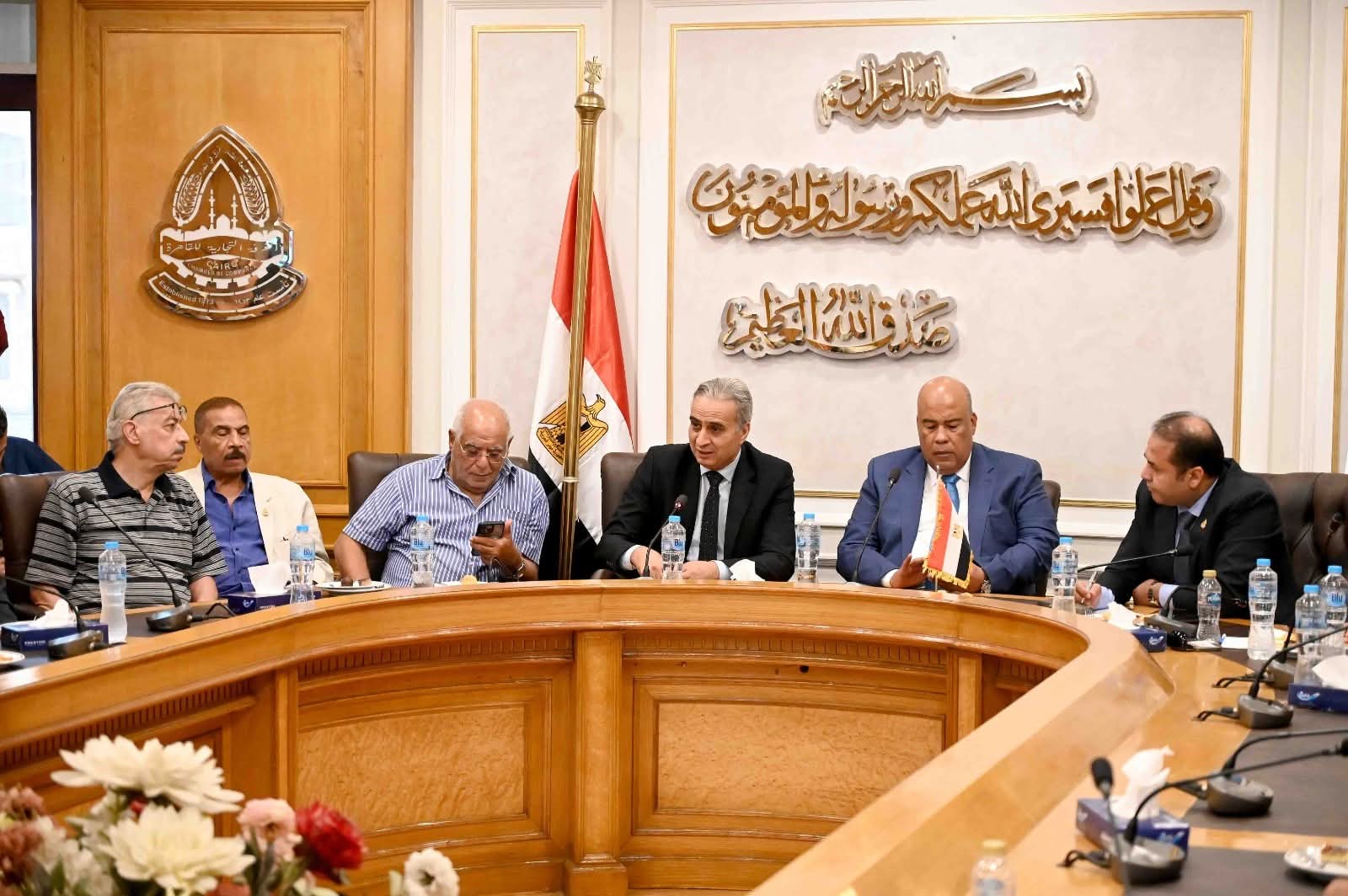  رئيس حماية المستهلك يبحث مع الغرفة التجارية بالقاهرة متابعة جهود خفض أسعار السلع