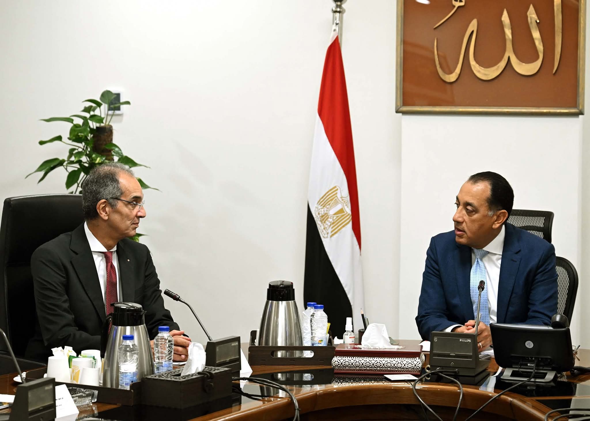 رئيس الوزراء يلتقى وزير الاتصالات وتكنولوجيا المعلومات