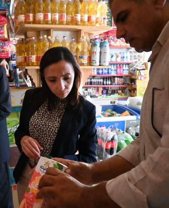 محافظ البحيرة تقود حملة  مفاجئة على الأسواق بدمنهور