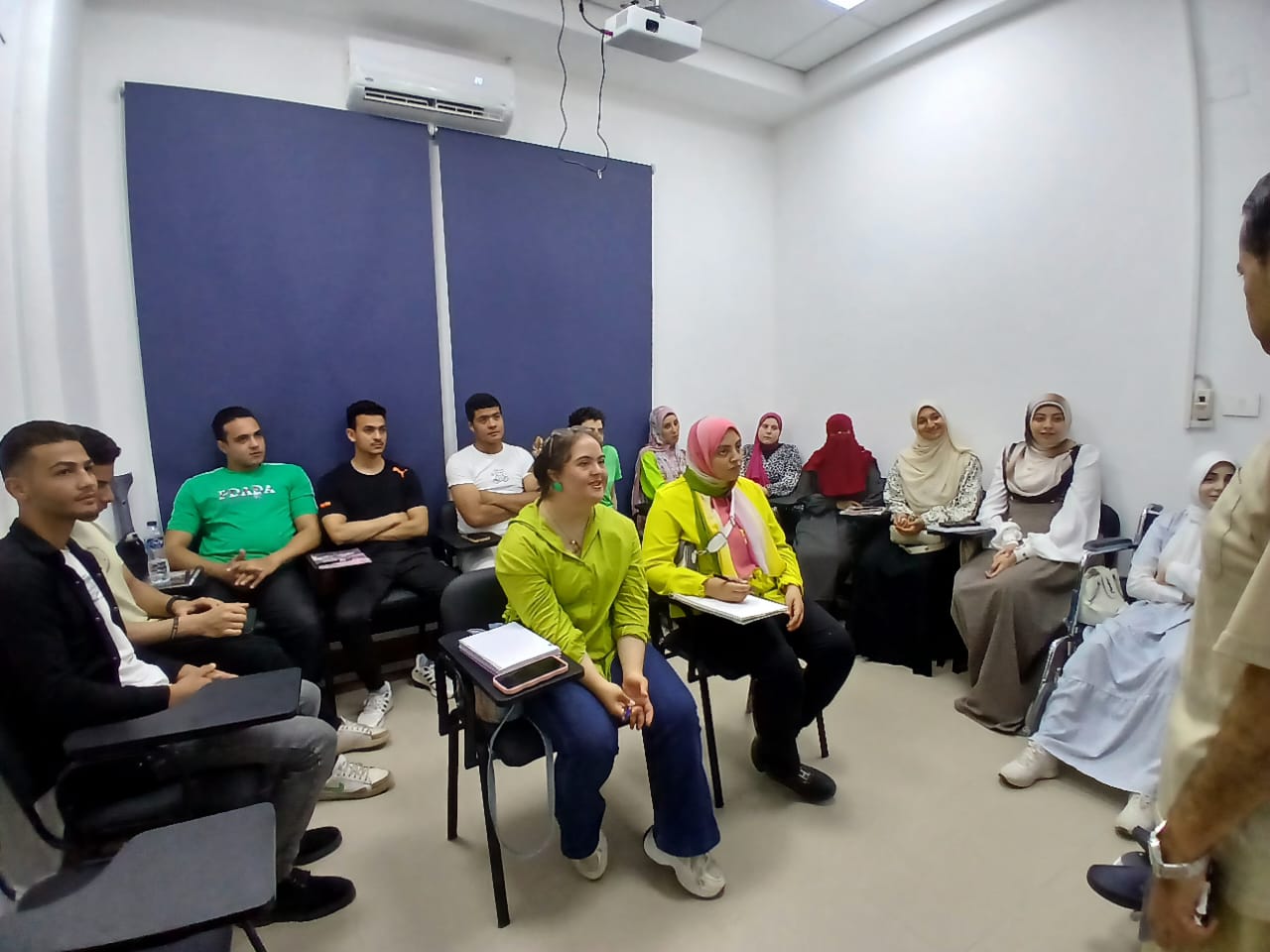 جامعة دمنهور .. أولى دورات تنمية المهارات اللغوية للطلاب ذوي الهمم - الخبر لايف