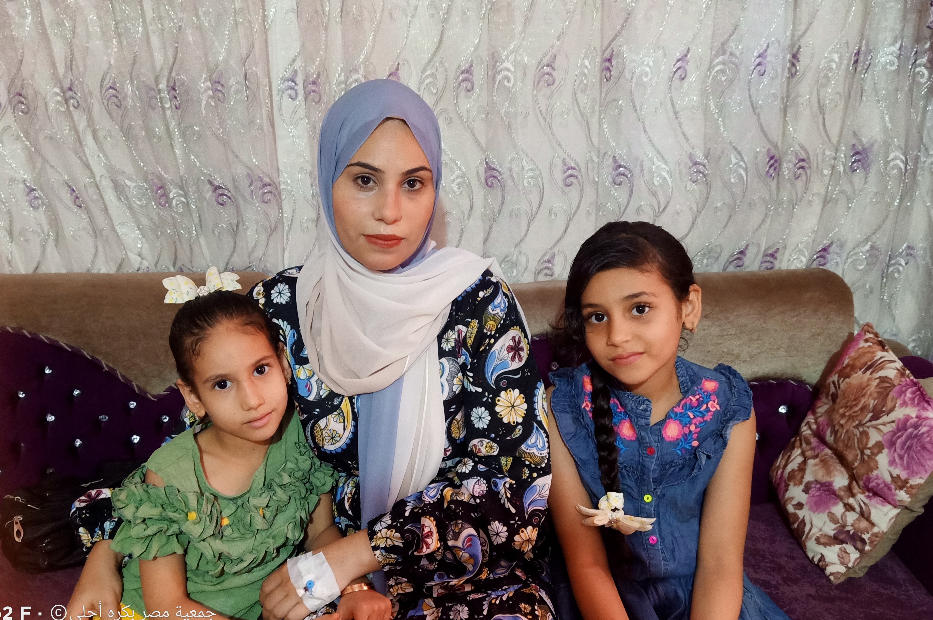 "أم مليكة".. أكبر طالبة بالثانوية العامة بالبحيرة .. حلم الصيدلة ما زال في القلب