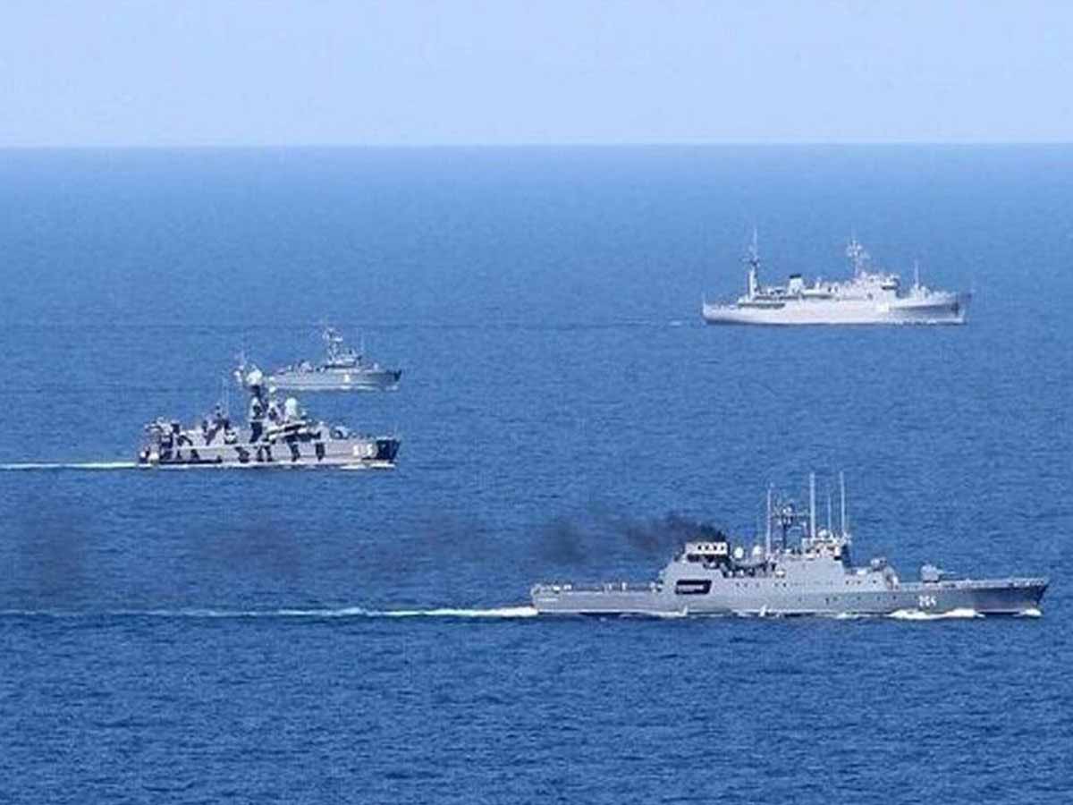 انطلاق مناورات بحرية بين روسيا وإيران .. في بحر قزوين