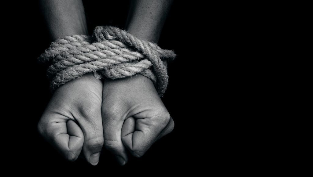 نبيل فكري .. يكتب: عن العبيد .. والهامش المُعتم