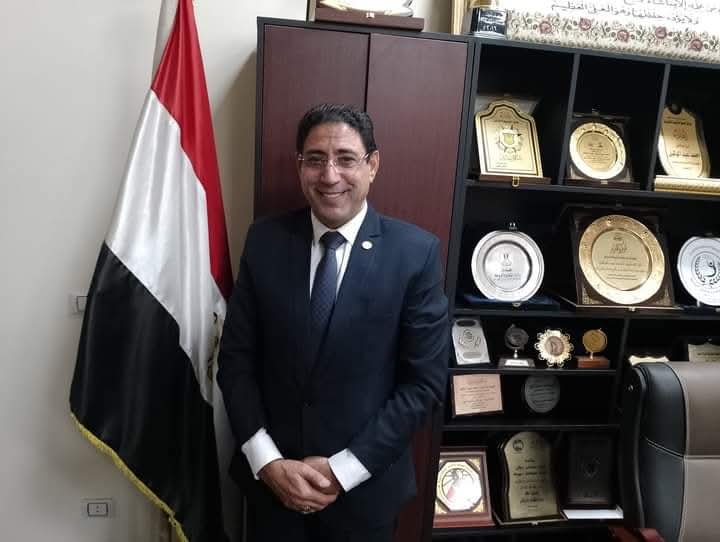 غدا..انطلاق معرض" بين الظل والنور" لأبناء مركز شباب عزبة النخل
