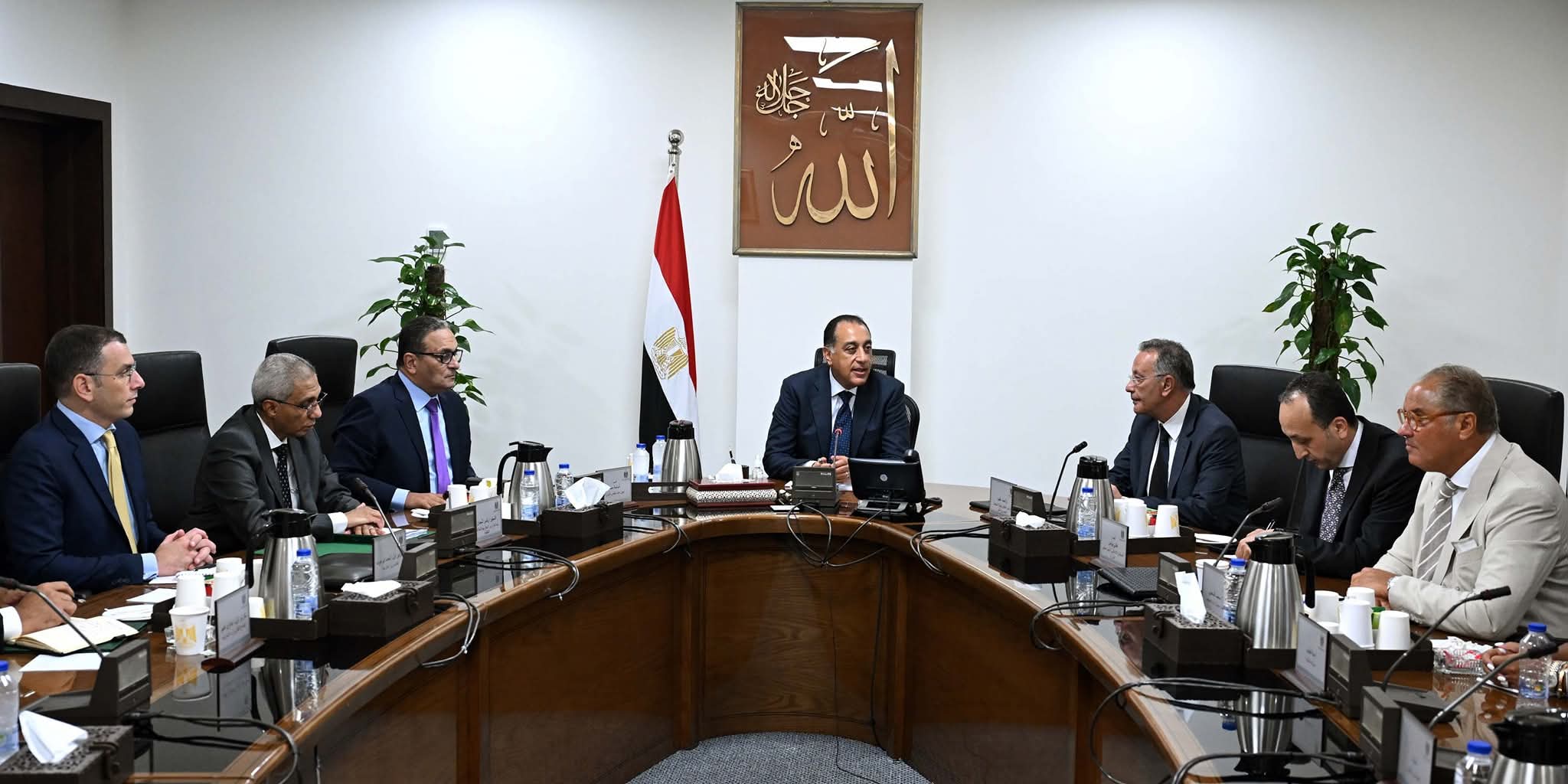 رئيس الوزراء يتابع استعدادات احتفالية افتتاح المتحف المصرى الكبير الأول من نوفمبر
