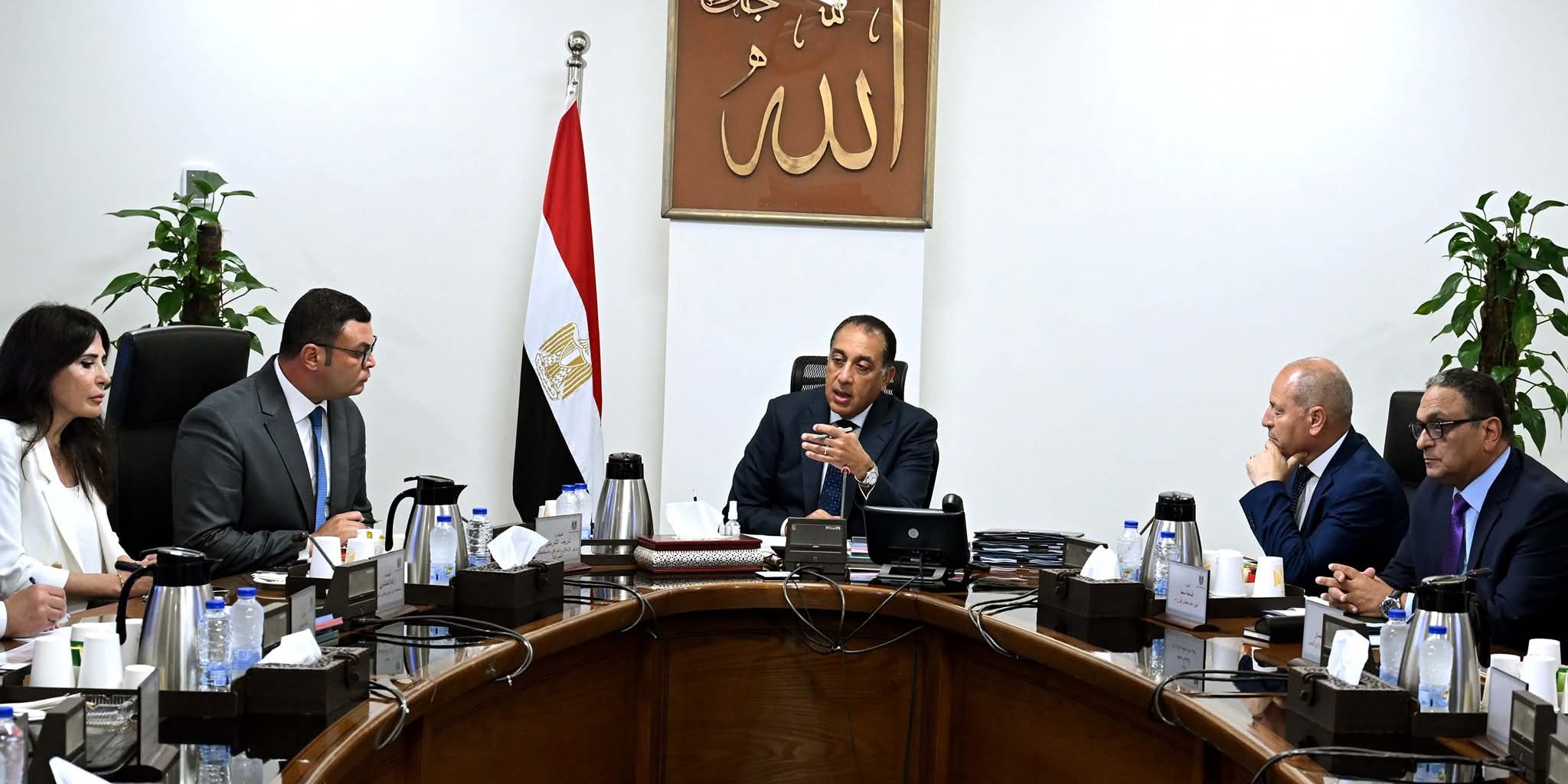 رئيس الوزراء يتابع المراحل الأخيرة لتشغيل حدائق "تلال الفسطاط"