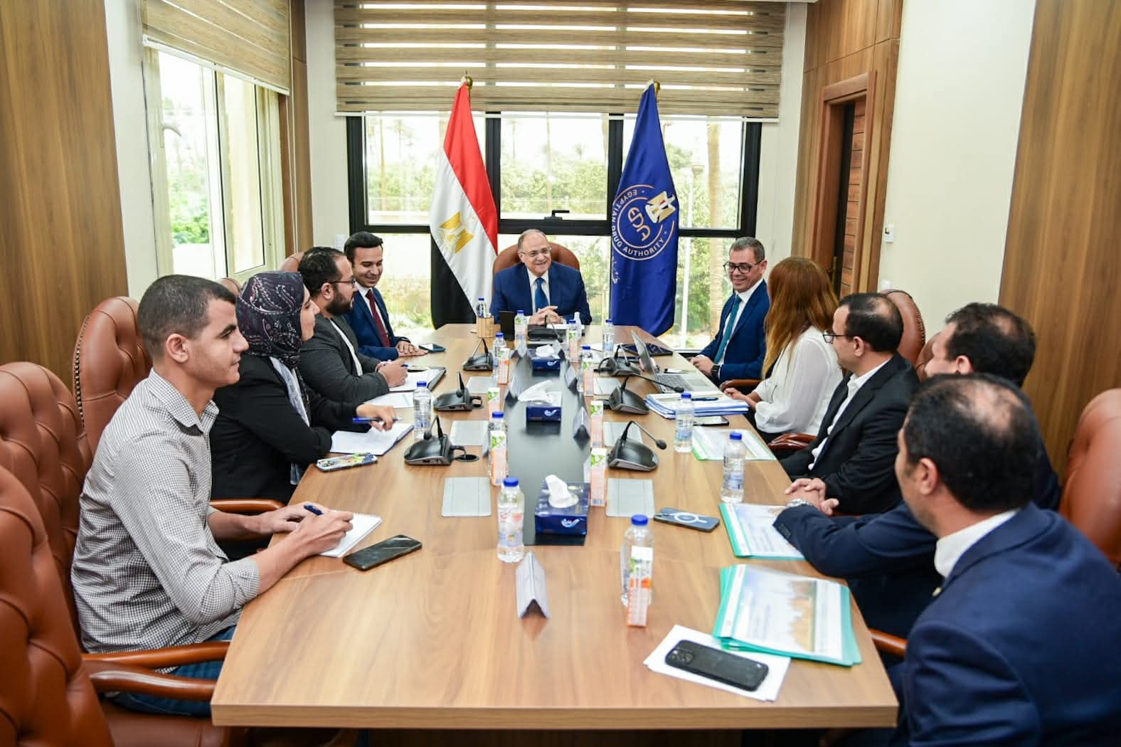 الغمراوى يبحث مع شركة فياترس خطط توطين صناعة الأدوية