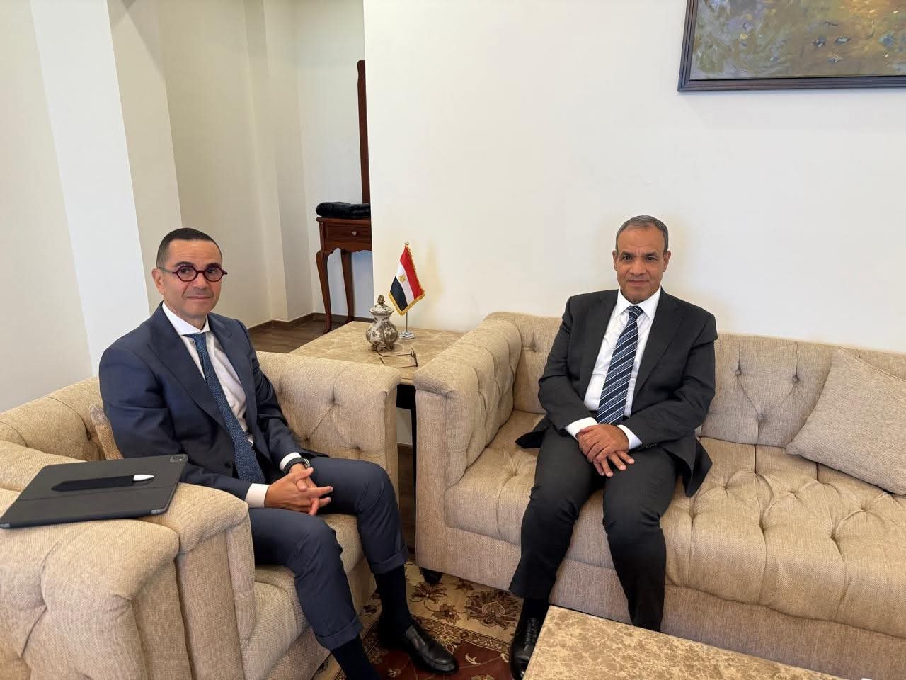 وزيرا الخارجية والاستثمار يبحثان استهداف الأسواق والمؤسسات المالية والاستثمارية الكبرى عالمياً