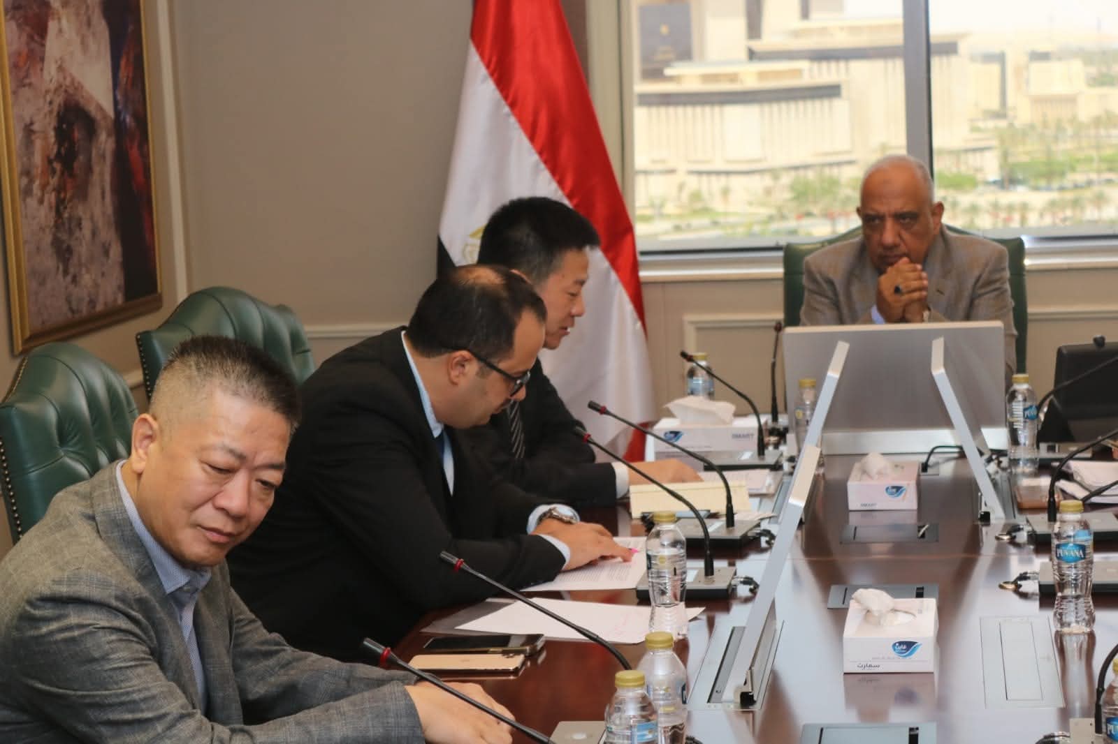 وزير الكهرباء يبحث مع شركة انكورا الصينية توطين صناعة المهمات الكهربائية