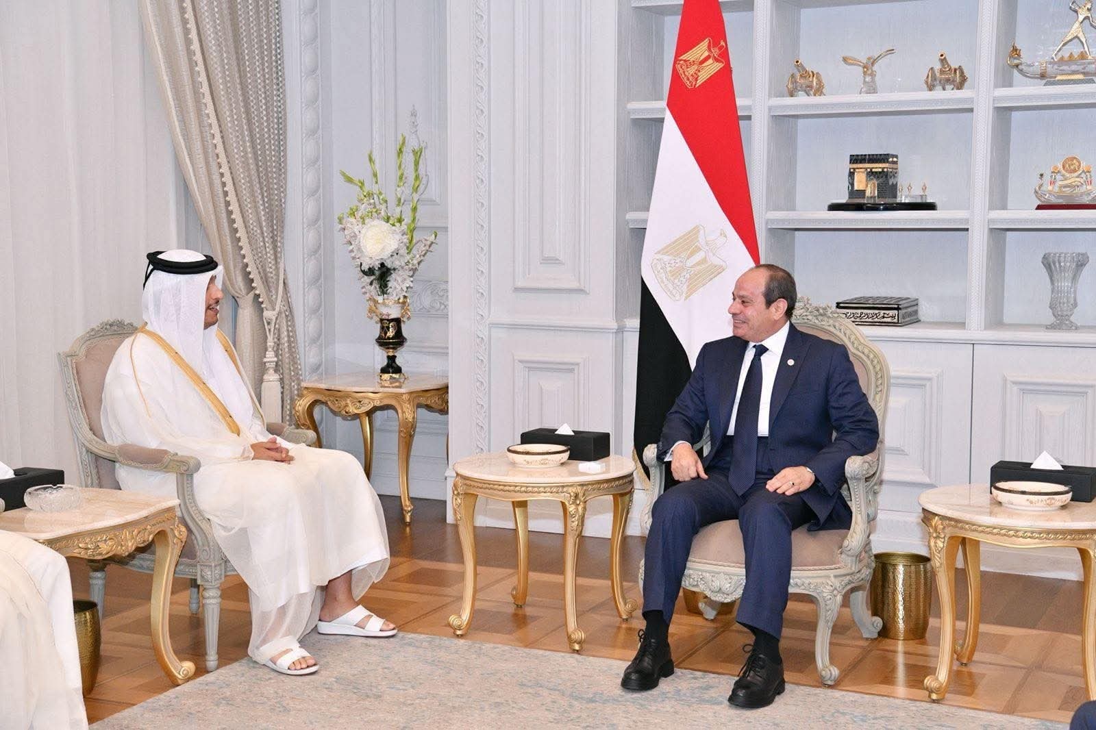 الرئيس يؤكد ضرورة البدء الفوري في عملية إعادة إعمار قطاع غزة
