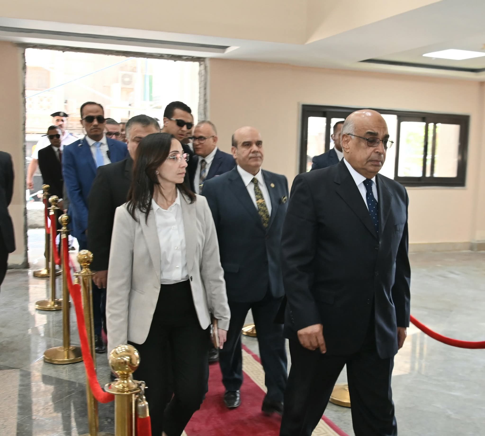 محافظ البحيرة ووزير العدل يتفقدان أعمال تطوير مبنى المحكمة الإبتدائية القديم بدمنهور