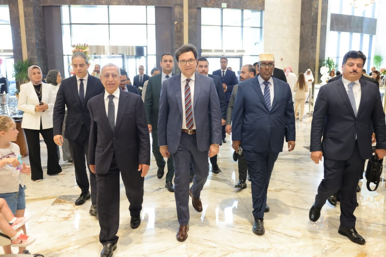 وزير الثقافة يشارك فى الجلسة الافتتاحية ل "قمة الإبداع الإعلامي للشباب العربى"