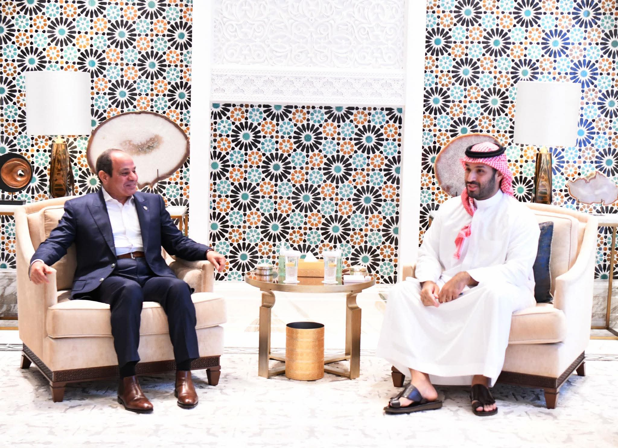 الرئيس وولى العهد السعودى :رفض أية محاولات لتهجير الفلسطينيين من أرضهم