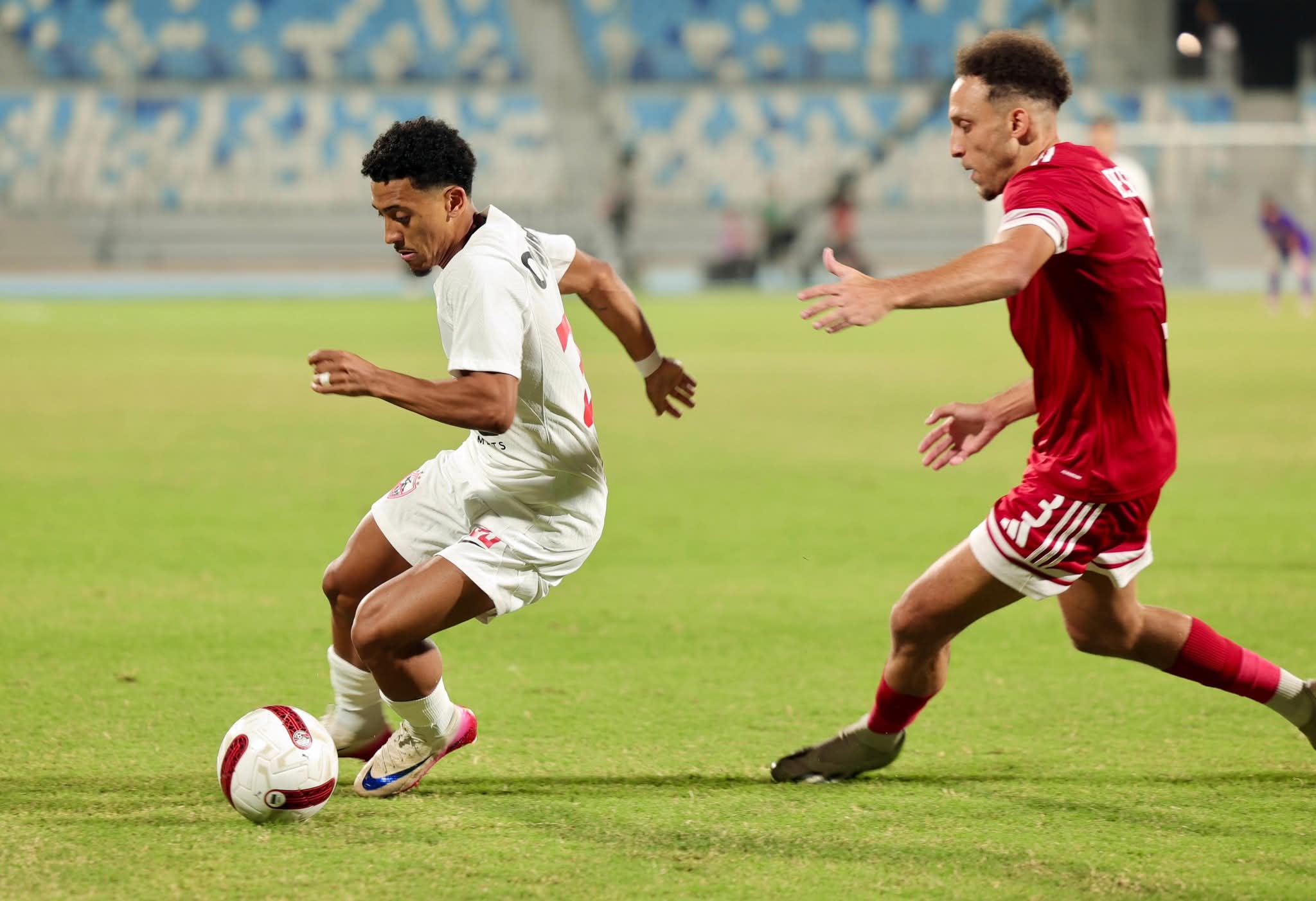 الزمالك يفوز بصعوبة على مودرن سبورت 1/2