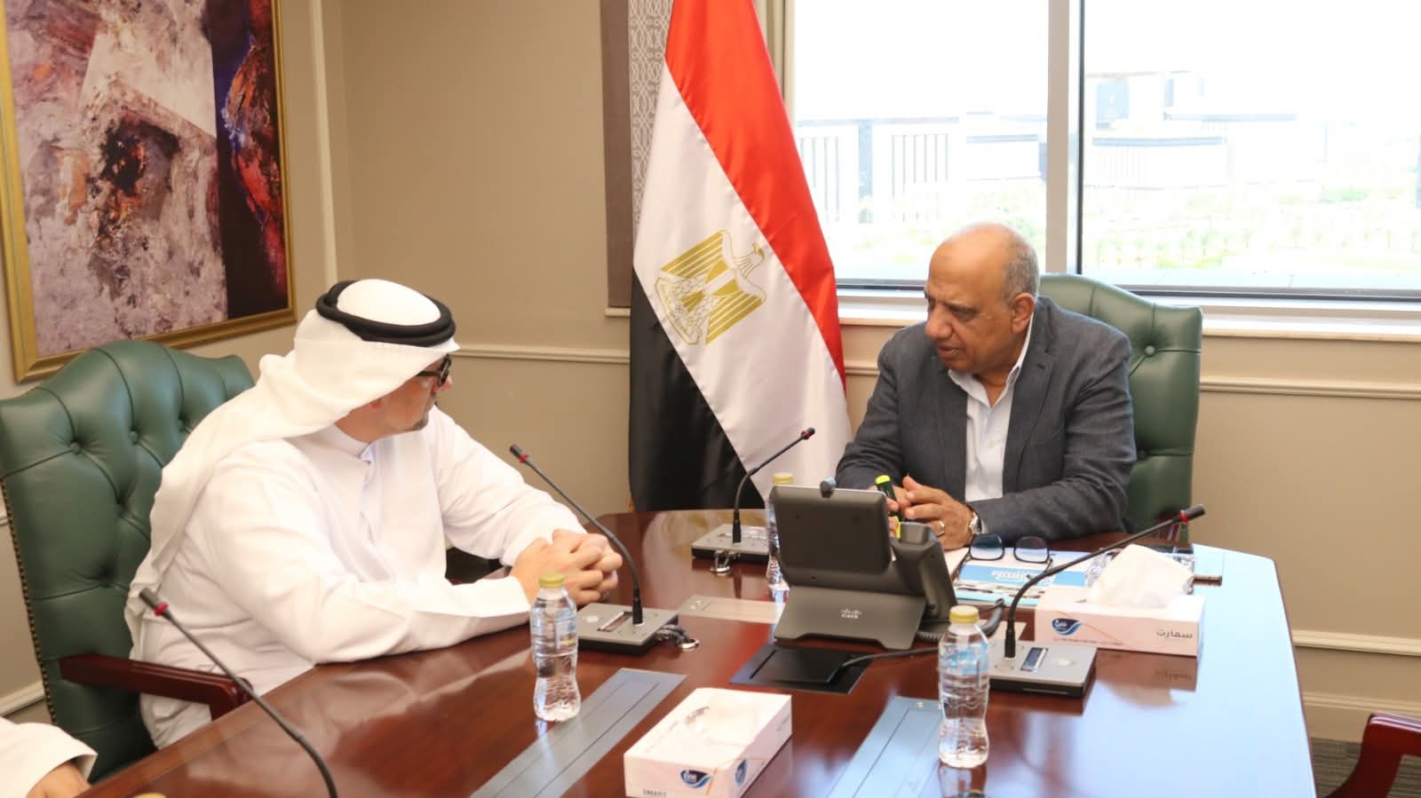 وزير الكهرباء يبحث مع شركة أبوظبي لطاقة المستقبل "مصدر" سبل دعم وتعزيز