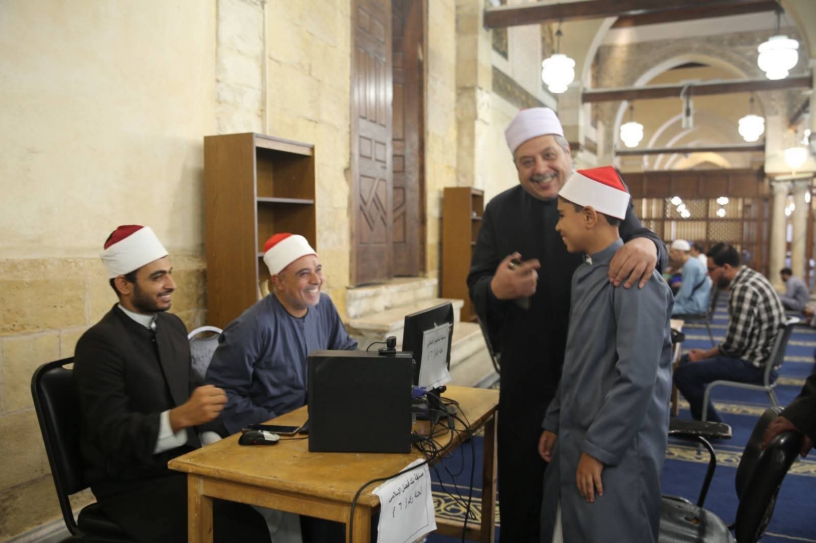 رئيس المعاهد الأزهرية يتابع اختبارات مسابقة بنك فيصل للقرآن الكريم بالجامع الأزهر
