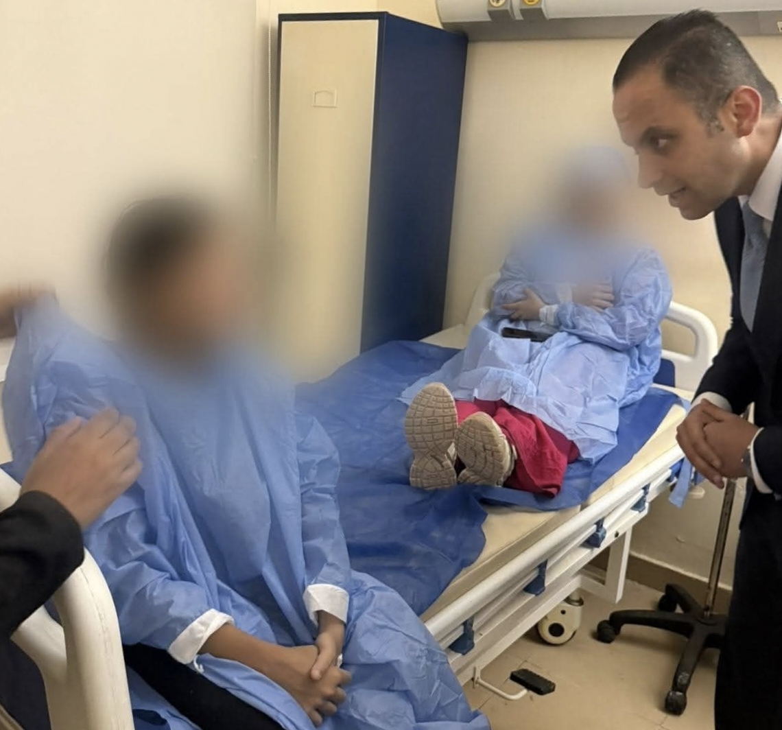 الطيب يتابع الحالة الصحية لمصابي حادث قطار مطروح  بمستشفيى الضبعة ورأس الحكمة
