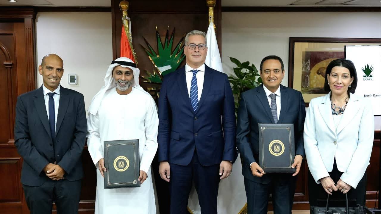 وزير البترول يشهد توقيع ٤ إتفاقيات للبحث عن البترول والغاز