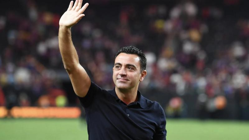 حقيقة تولي أسطورة برشلونة السابق تدريب الأهلي
