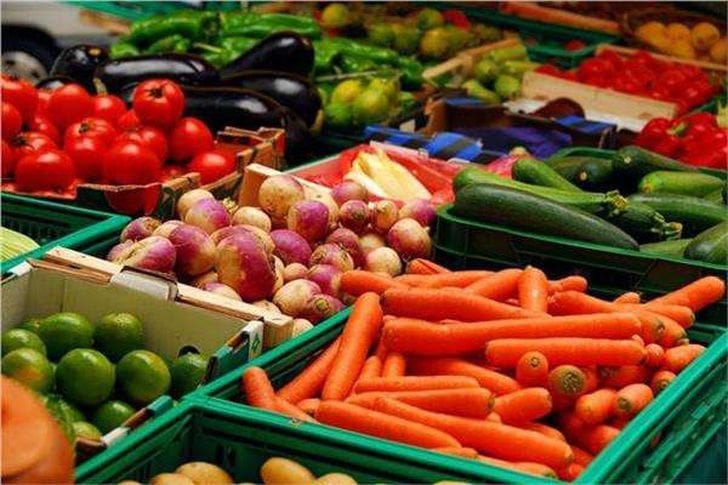 أسعار الخضروات والفاكهة اليوم السبت 2 أغسطس