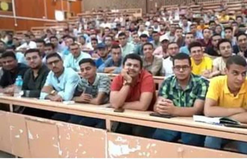 محمد جرامون .. يكتب: الجامعات الأهلية والخاصة .. من يدفع الثمن ؟