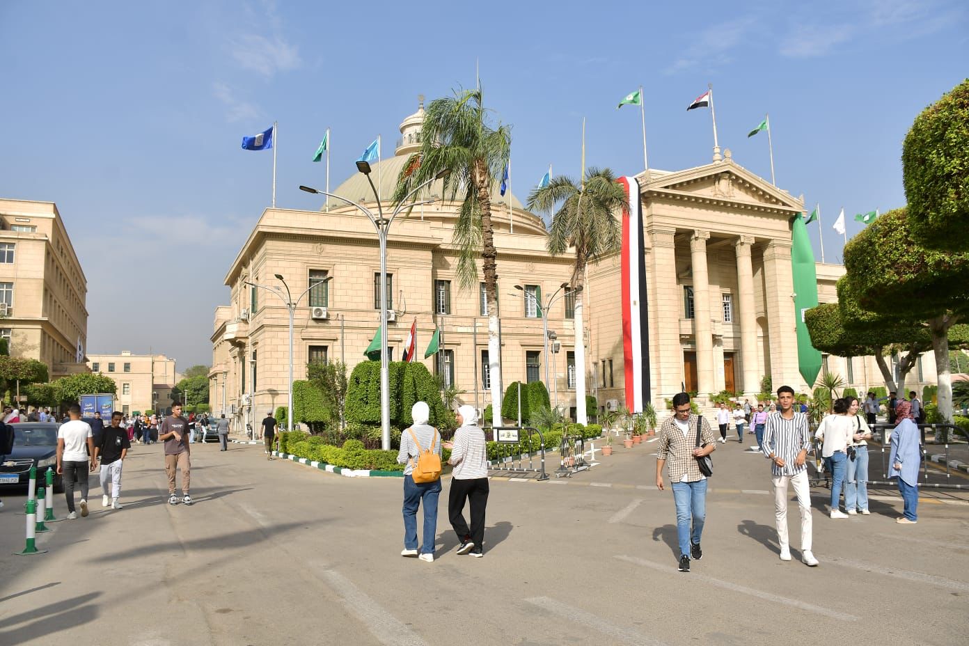 تعرف علي موعد بدء الدراسة لطلاب أولى جامعة 2025 - 2026