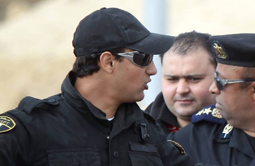 القبض على فنان مشهور.. أدعى كذبا توجهه لاستخراج بطاقة ووجد نفسه ميتاً