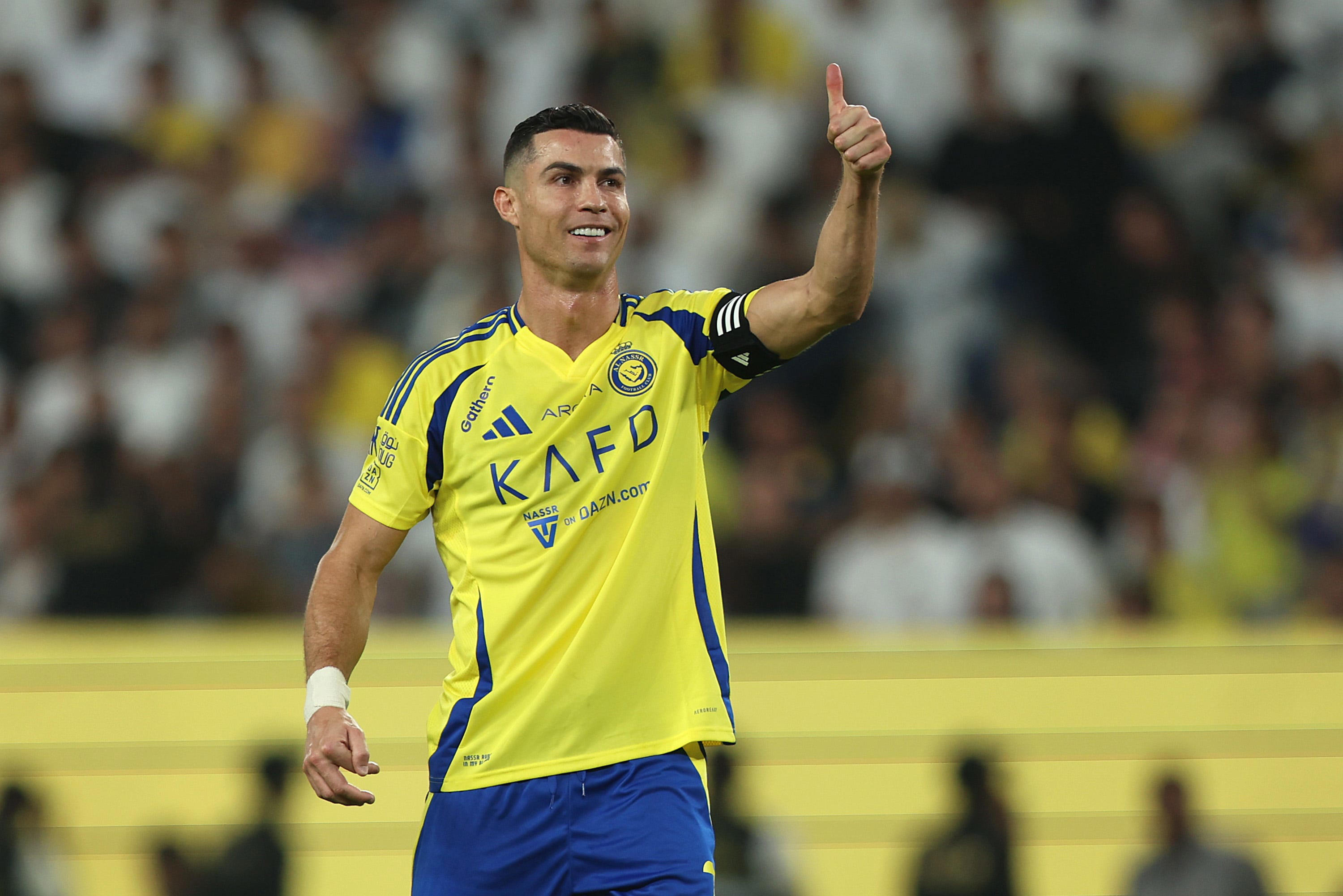 النصر يتفوق على الخلود بثنائية ماني ومارتينيز في ليلة الاحتفال برونالدو