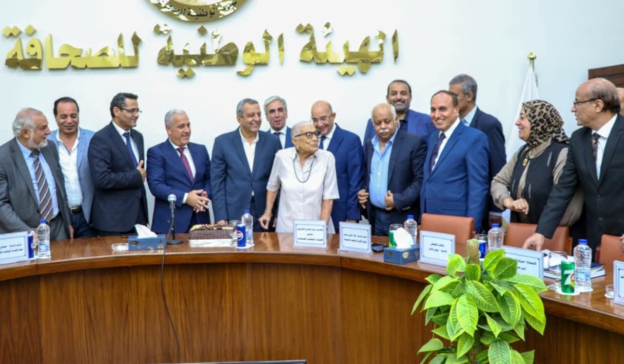 النقابيون يقدمون رؤيتهم لتطوير المحتوى الصحفى..فى جلسة نقاشية بالوطنية للصحافة