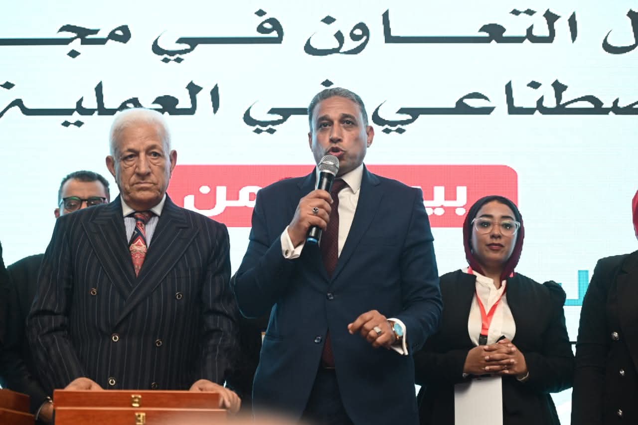 تعليم الجيزة "تطلق أول مشروع لتدريب المعلمين على الذكاء الاصطناعي داخل المدارس