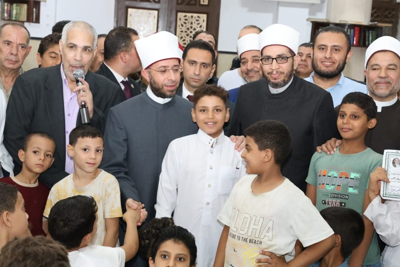 وزير الأوقاف يشهد احتفالًا مهيبًا لتكريم حفظة القرآن الكريم بمسجد سيدي إبراهيم المتبولي بالمرج