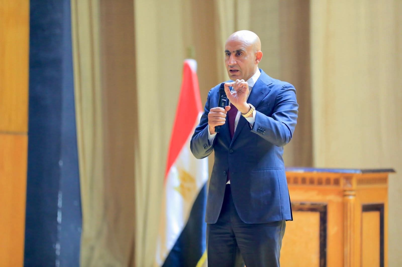 وزير التعليم يبحث الاستعدادات للعام الدراسي مع أكثر من4 آلاف مدير مدرسة ابتدائى وإعدادى