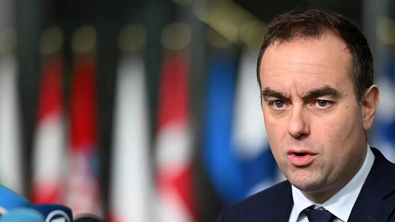 وزير الدفاع  الفرنسى"لوكورنو "رئيسًا للوزراء خلفًا - الخبر لايف