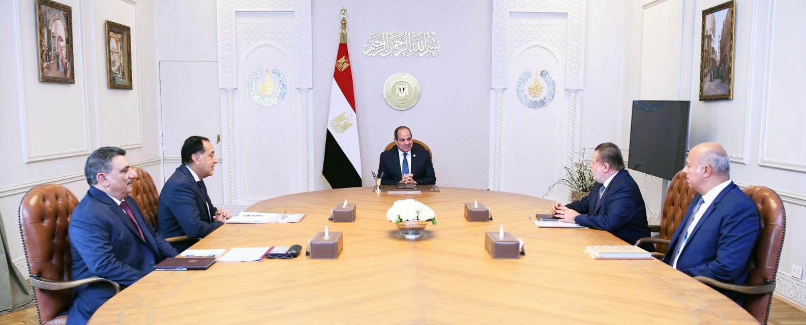 الرئيس يوجه بزيادة مستويات الاحتياطي من النقد الأجنبي