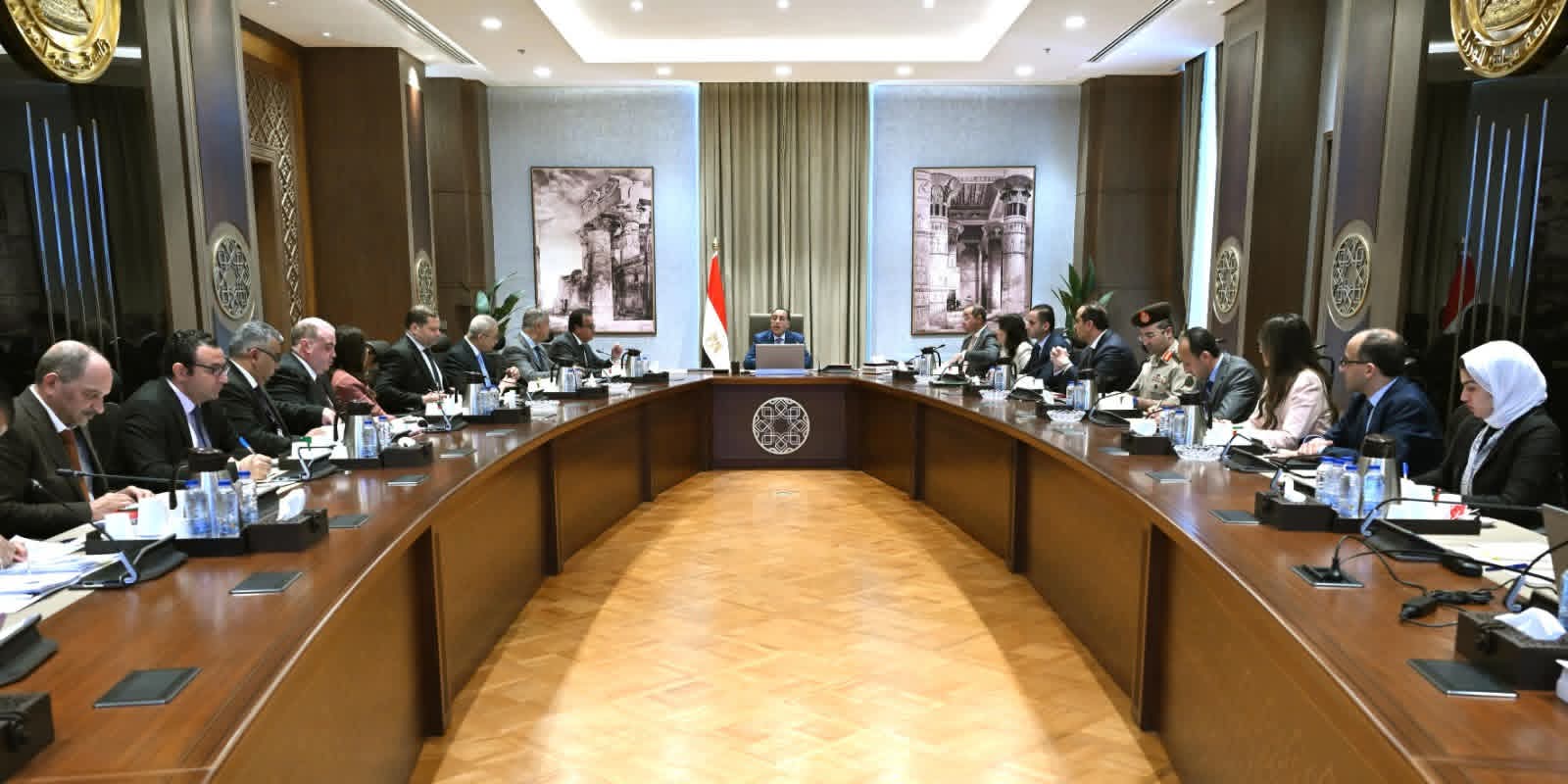 مدبولى: البدء في تطبيق منظومة التأمين الصحي الشامل بالمنيا