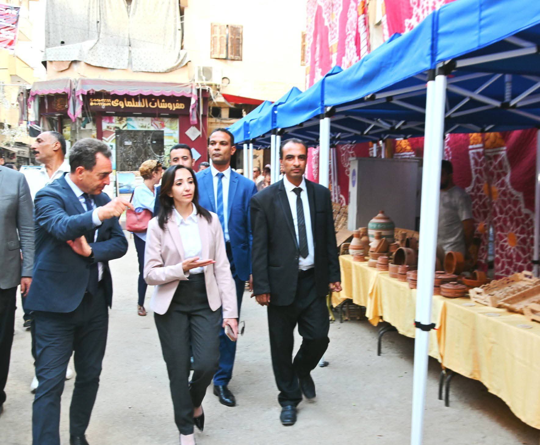 جولة نيلية وزيارات أثرية لمحافظ البحيرة والسفير الفرنسي بجوهرة النيل رشيد