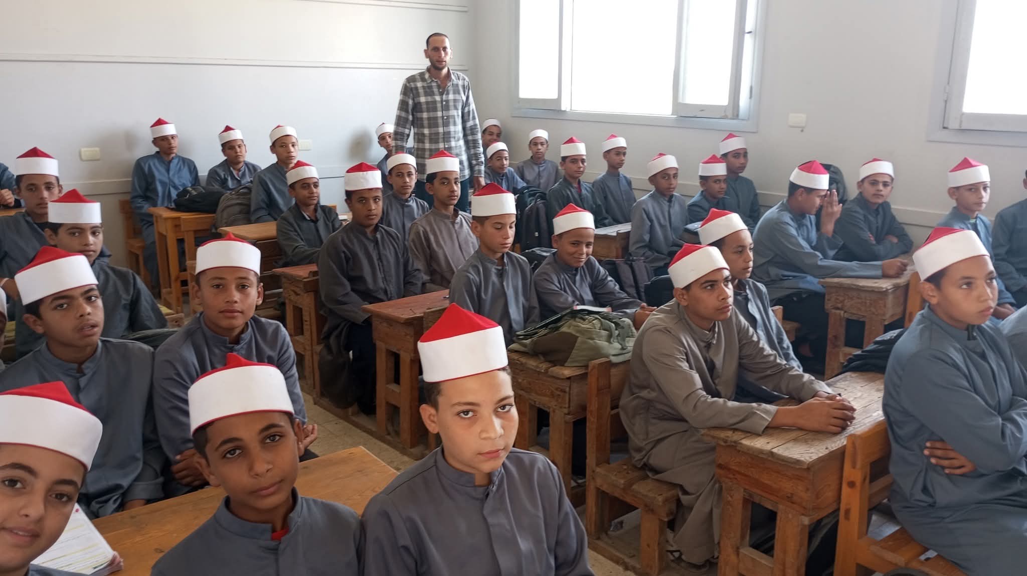 تشغيل المرحلة الثانوية بمعهد نديبة الأزهرى